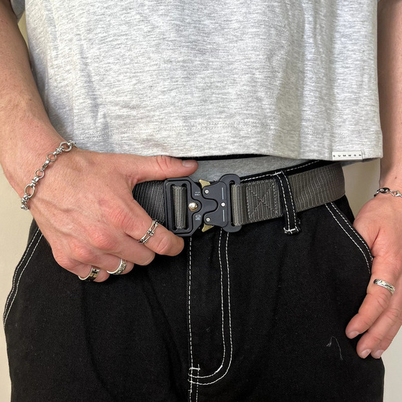 Y2K utility Gray tactical military unique buckle design belt - Picture 4 of 6